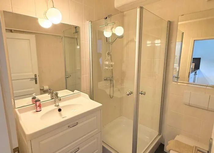 Timmenhus - An Der Ostsee * Timmendorfer Strand