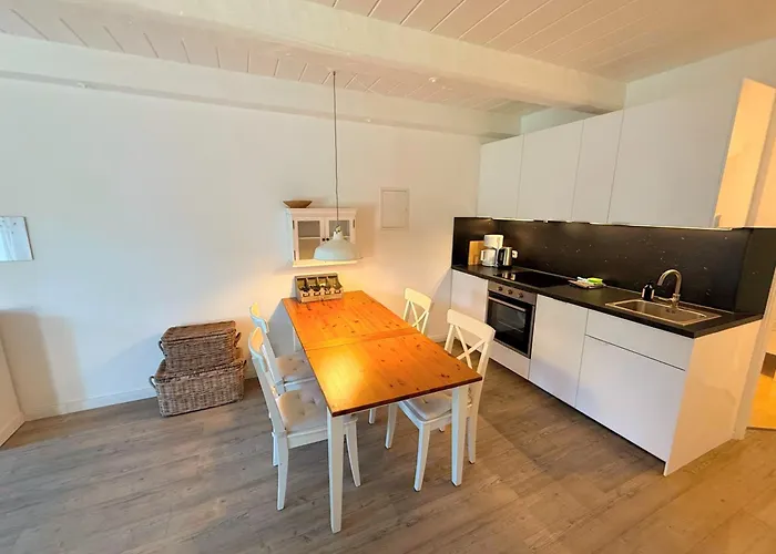 Timmenhus - An Der Ostsee * Timmendorfer Strand